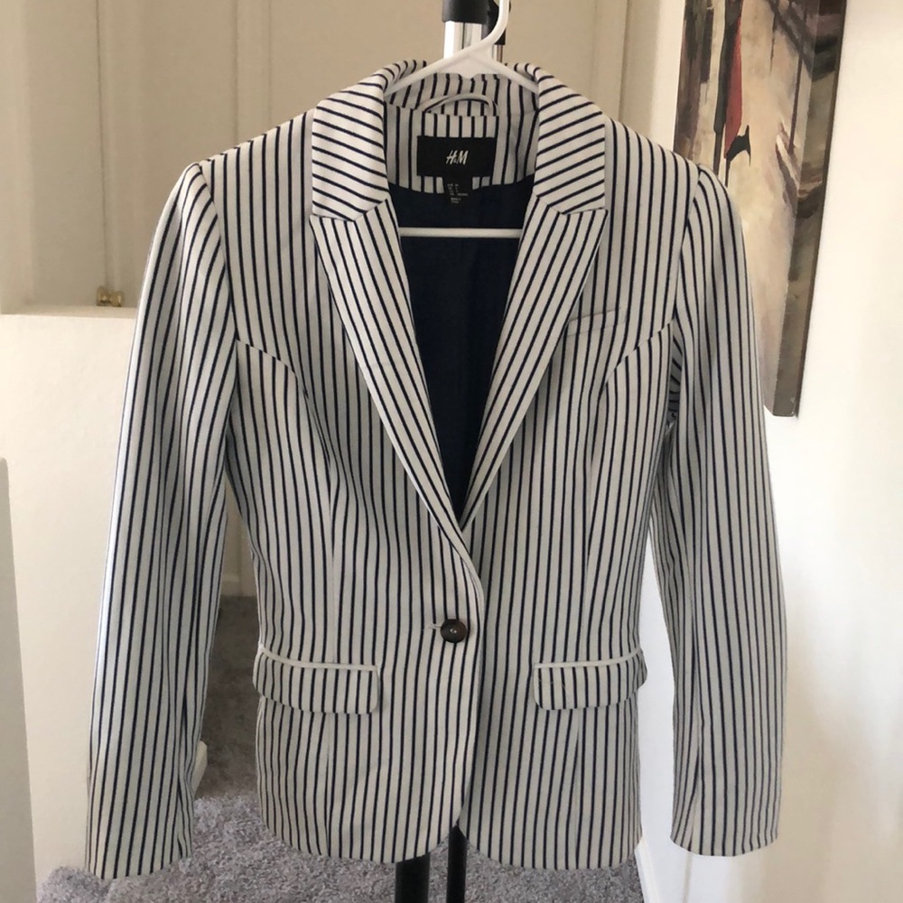 H&M Blazer Size 4
